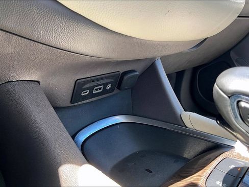 Used 2024 Chevrolet Malibu LT FWD image 16