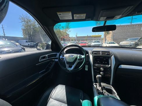 Used 2013 Ford Explorer XLT AWD/4WD image 14