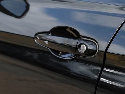 Used 2018 BMW 320i Sedan image 48