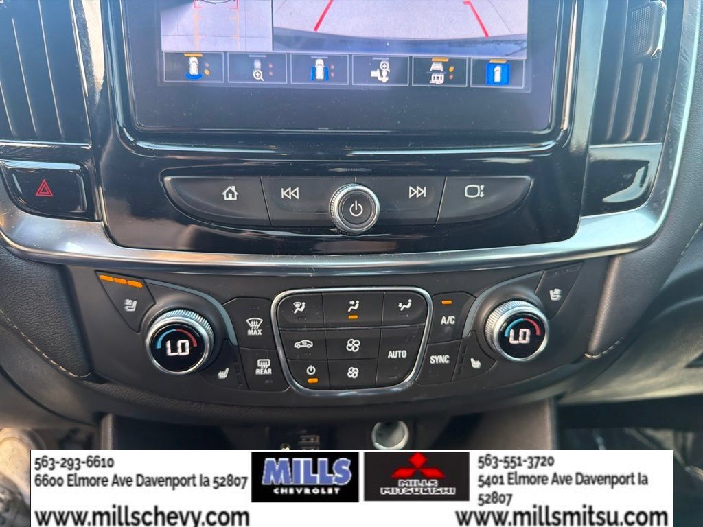 Used 2023 Chevrolet Traverse Premier w/ Redline Edition AWD/4WD image 17