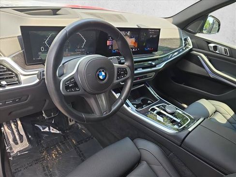 Used 2024 BMW X5 sDrive40i w/ M Sport Package RWD image 16
