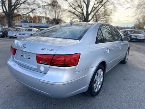 Used 2010 Hyundai Sonata GLS image 5