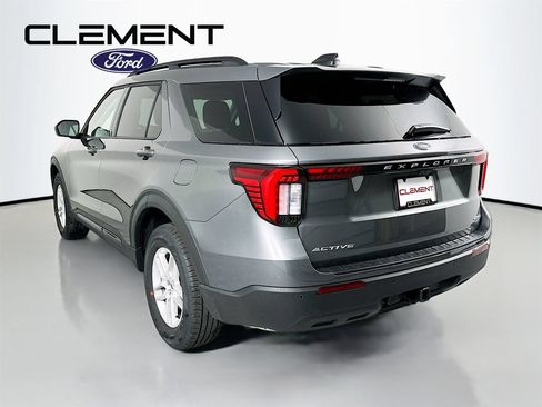 New 2026 Ford Explorer Active AWD/4WD image 8