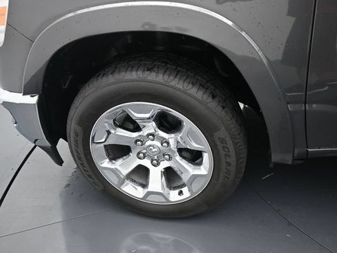 Used 2019 RAM 1500 Big Horn AWD/4WD image 15
