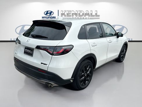 Used 2023 Honda HR-V Sport image 6