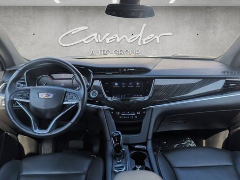 Certified 2022 Cadillac XT6 Premium Luxury image 20