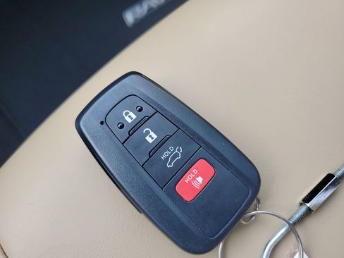 Certified 2023 Toyota RAV4 XLE Premium AWD/4WD image 25