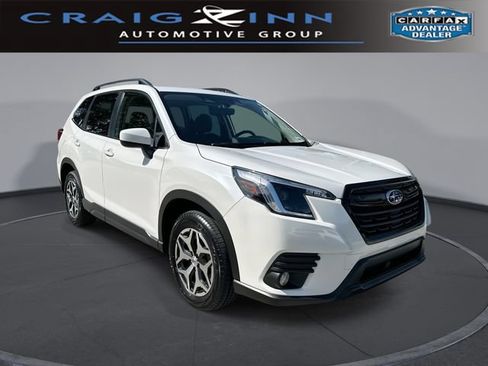 Certified 2023 Subaru Forester Premium AWD/4WD image 1