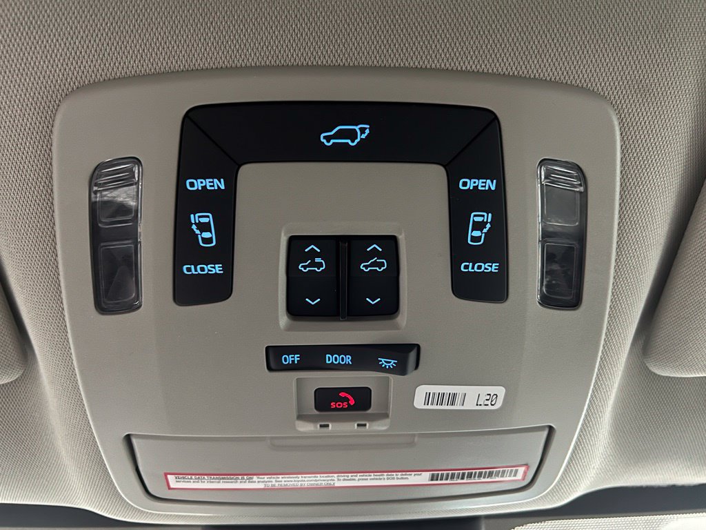 Certified 2023 Toyota Sienna XLE w/ XLE Plus Package FWD image 31