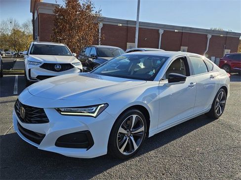 Certified 2025 Acura TLX w/ Technology Package image 3