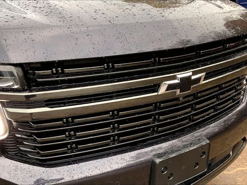 Used 2022 Chevrolet Tahoe RST w/ Sport Performance Package image 28