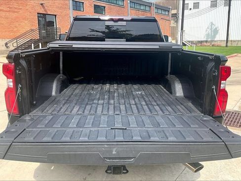 Used 2024 Chevrolet Silverado 2500 High Country w/ High Country Premium Package AWD/4WD image 38