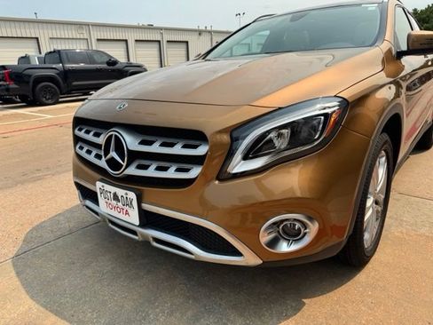 Used 2018 Mercedes-Benz GLA 250 4MATIC image 11