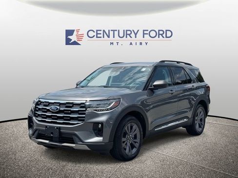 Used 2025 Ford Explorer Active w/ Active Comfort Package image 6
