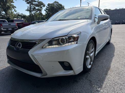 Used 2014 Lexus CT 200h FWD image 5