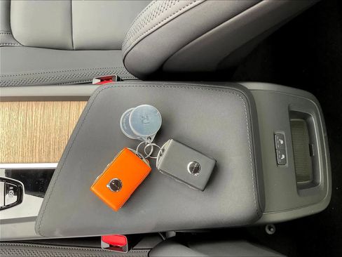 New 2026 Volvo XC60 T8 Plus w/ Climate Package image 34