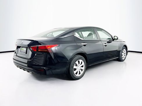 Used 2023 Nissan Altima 2.5 S FWD image 9