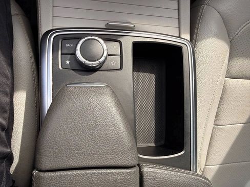 Used 2014 Mercedes-Benz ML 350 4MATIC image 32