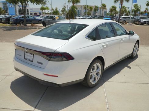 New 2026 Honda Accord LX image 5