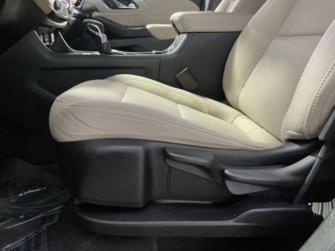 Used 2023 Chevrolet Traverse LS w/ Safety Package image 22