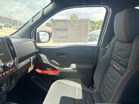 New 2026 Nissan Frontier Pro-X w/ Tow Package RWD image 17