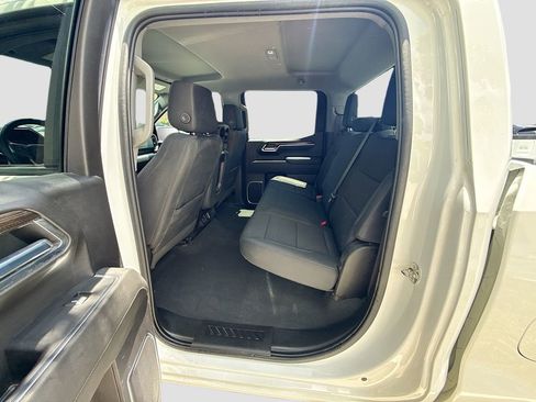 Used 2022 Chevrolet Silverado 1500 LT AWD/4WD image 26