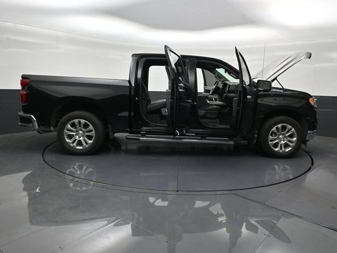 Used 2024 Chevrolet Silverado 1500 LTZ RWD image 33