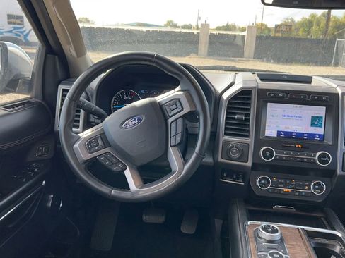 Used 2021 Ford Expedition Platinum image 10