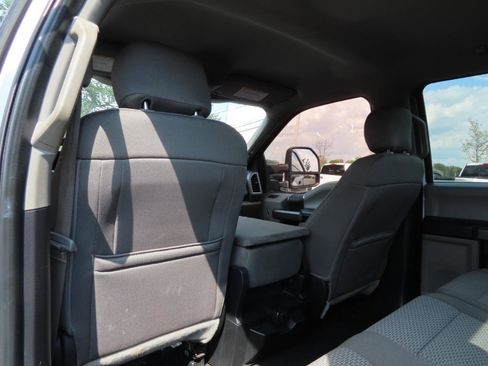 Used 2019 Ford F250 XLT w/ XLT Value Package image 40