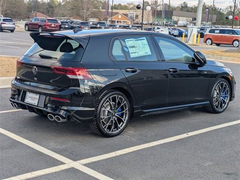 New 2026 Volkswagen Golf image 4