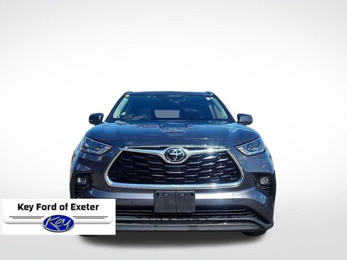 Used 2021 Toyota Highlander Limited AWD/4WD image 8