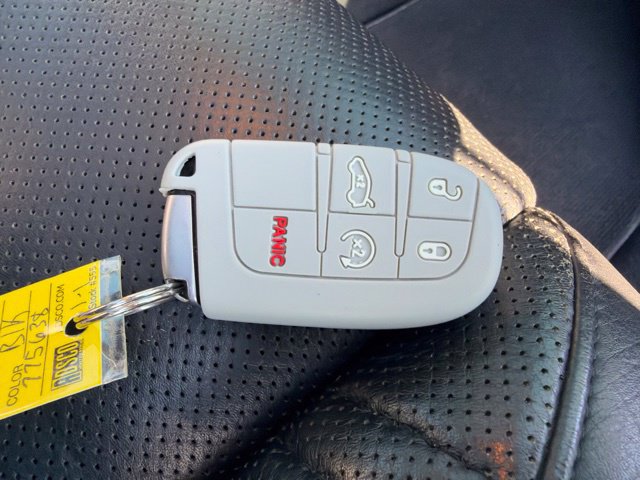Used 2021 Jeep Grand Cherokee SRT AWD/4WD image 40