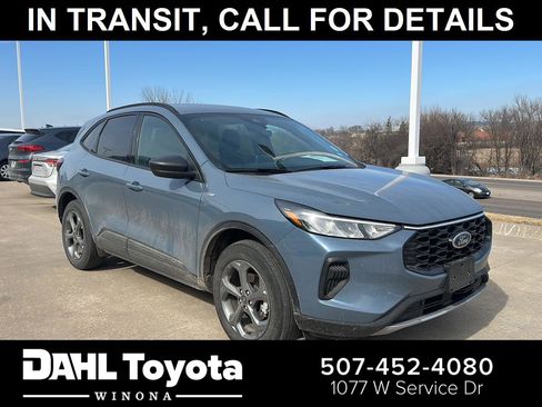 Used 2025 Ford Escape ST-Line image 1