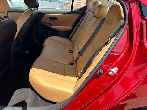 Used 2025 Nissan Sentra SV w/ SV Premium Package FWD image 7