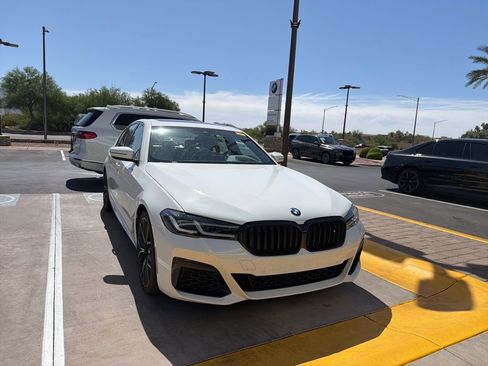 Used 2023 BMW 540i w/ Executive Package RWD image 2