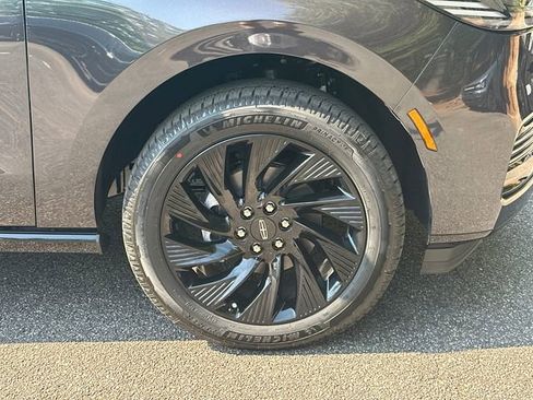 New 2026 Lincoln Navigator Reserve AWD/4WD image 14