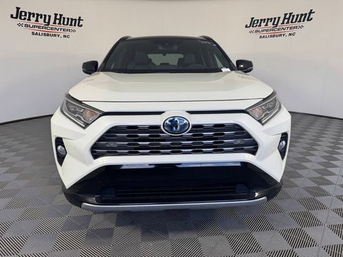 Used 2021 Toyota RAV4 XSE AWD/4WD image 5
