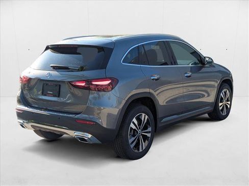 New 2026 Mercedes-Benz GLA 250 image 2
