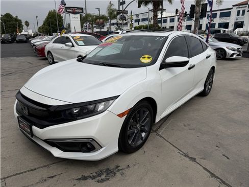 Used 2020 Honda Civic EX image 3