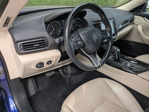 Certified 2022 Maserati Levante Modena AWD/4WD image 13