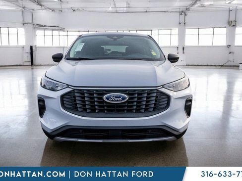 New 2026 Ford Escape Active w/ Cold Weather Package FWD image 26