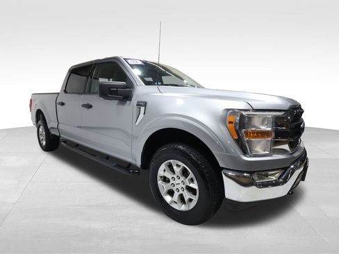 Used 2022 Ford F150 XLT w/ Equipment Group 301A Mid image 6