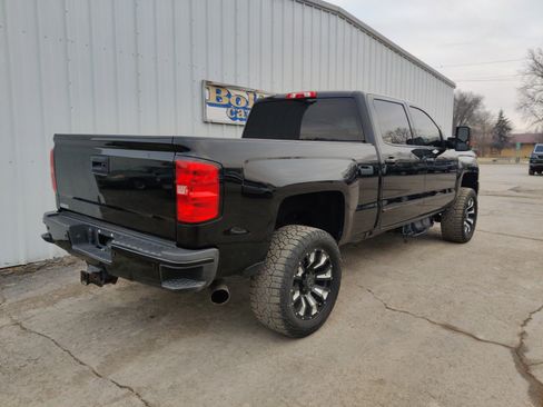 Used 2019 Chevrolet Silverado 2500 LTZ w/ Duramax Plus Package image 14