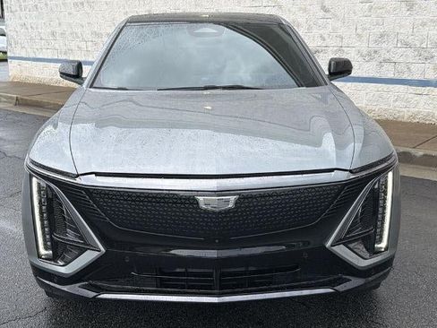 Certified 2024 Cadillac Lyriq Sport RWD image 3