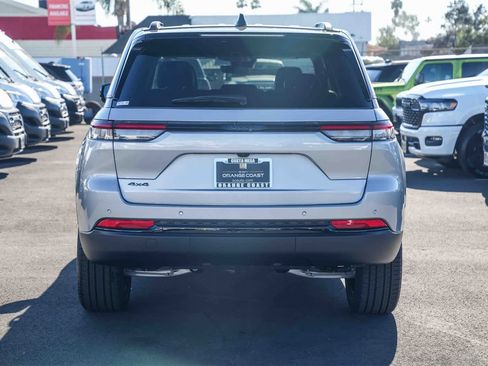 New 2025 Jeep Grand Cherokee Limited image 5