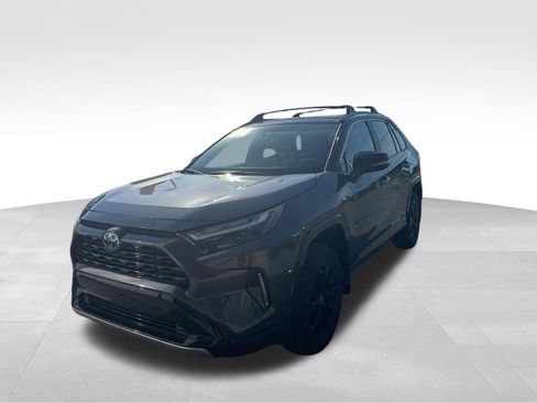 Used 2024 Toyota RAV4 XSE w/ Weather Package AWD/4WD image 6