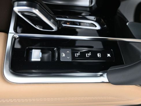 New 2026 Land Rover Range Rover SE AWD/4WD image 19