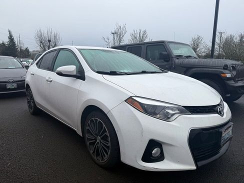 Used 2016 Toyota Corolla S Premium image 6
