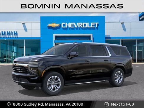 New 2026 Chevrolet Suburban LT w/ Comfort Package AWD/4WD image 3