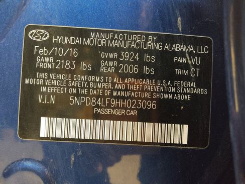 Used 2017 Hyundai Elantra Limited image 33